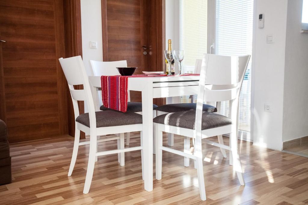 Apartments Emma Biograd Na Moru Luaran gambar