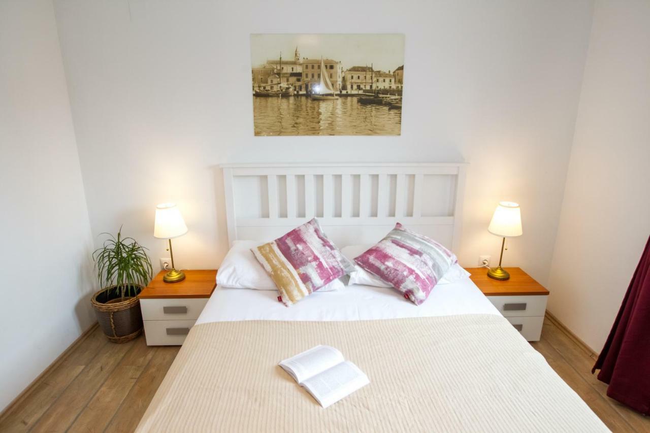Apartments Emma Biograd Na Moru Luaran gambar