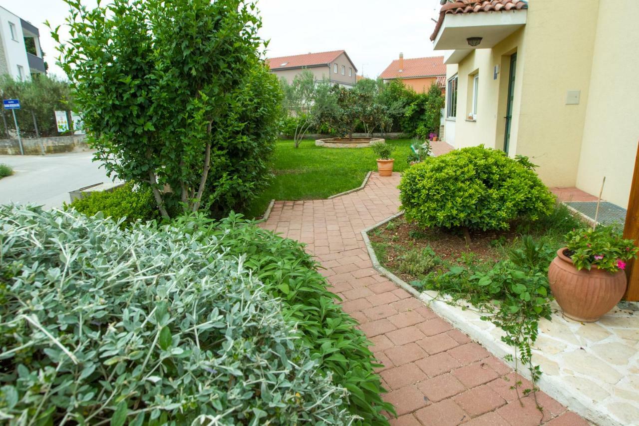 Apartments Emma Biograd Na Moru Luaran gambar