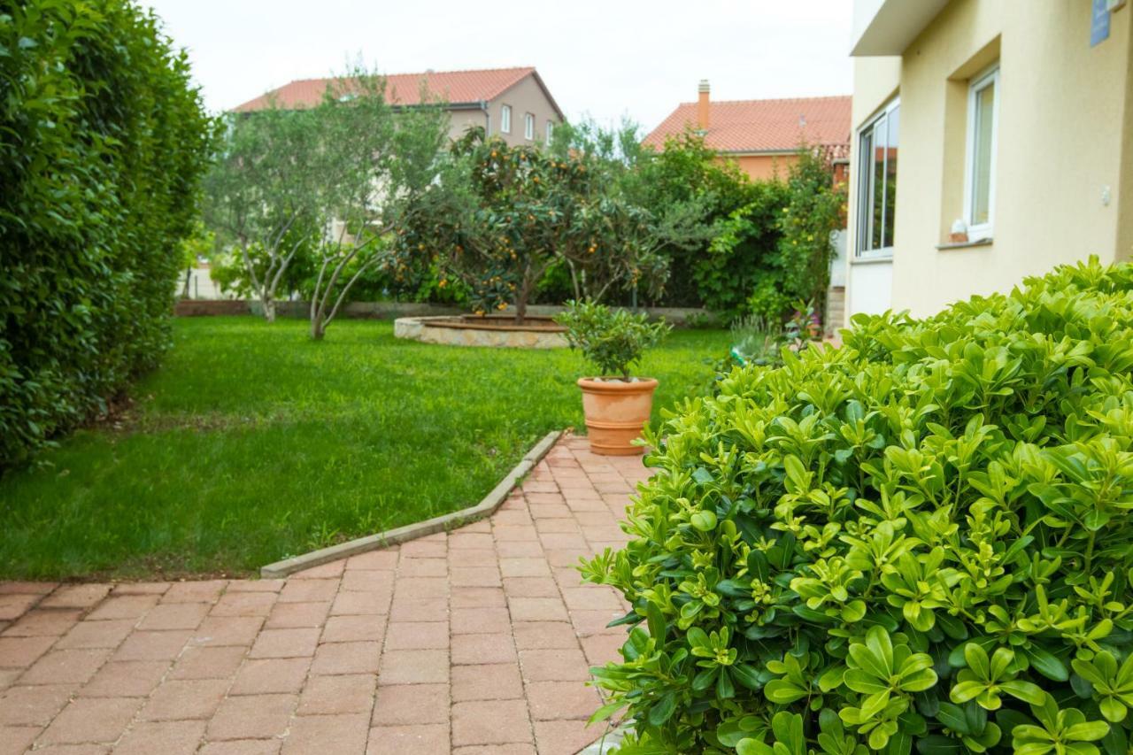 Apartments Emma Biograd Na Moru Luaran gambar